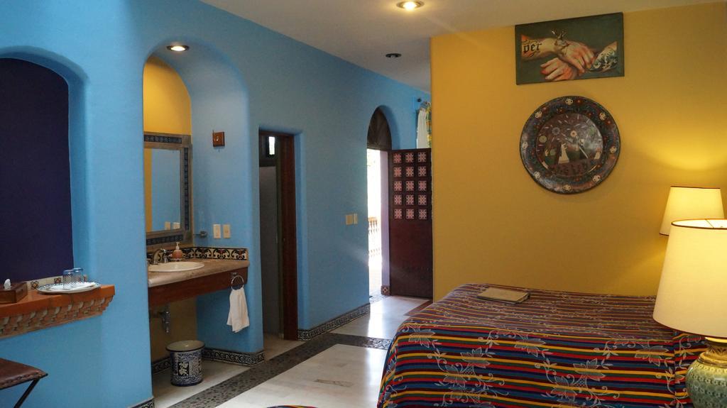 Casa De Las Flores Bed & Breakfast Tlaquepaque Exterior photo